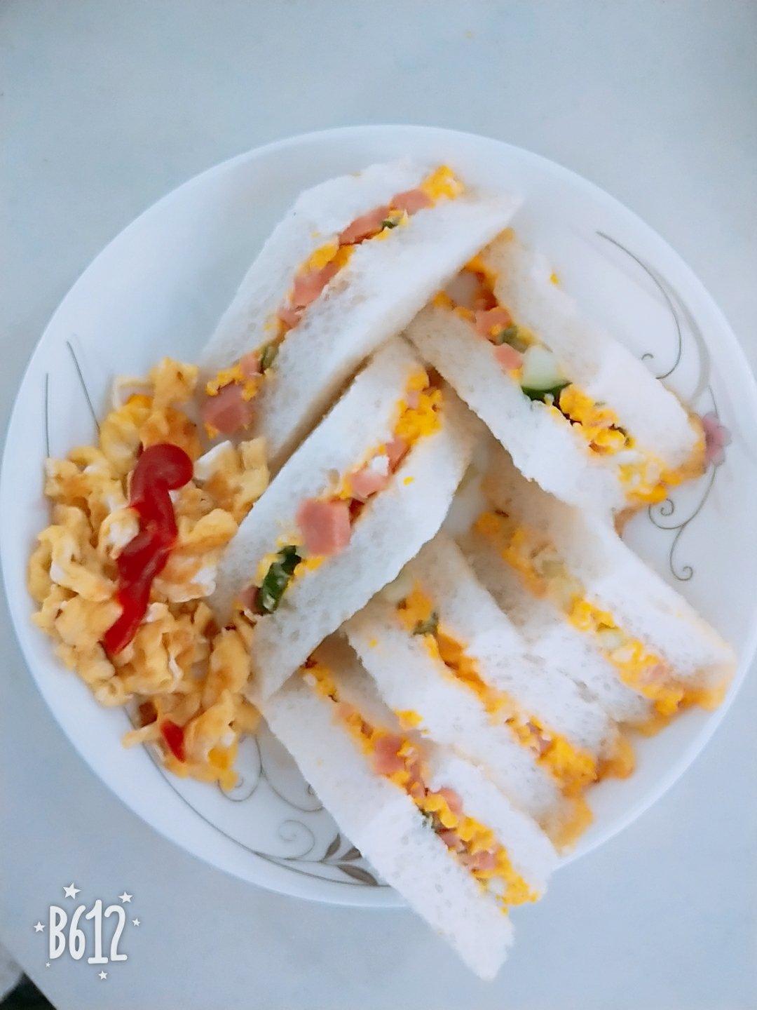 快手美味鸡蛋三明治