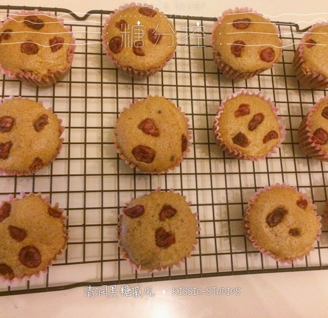 轻润黑糖戚风蛋糕