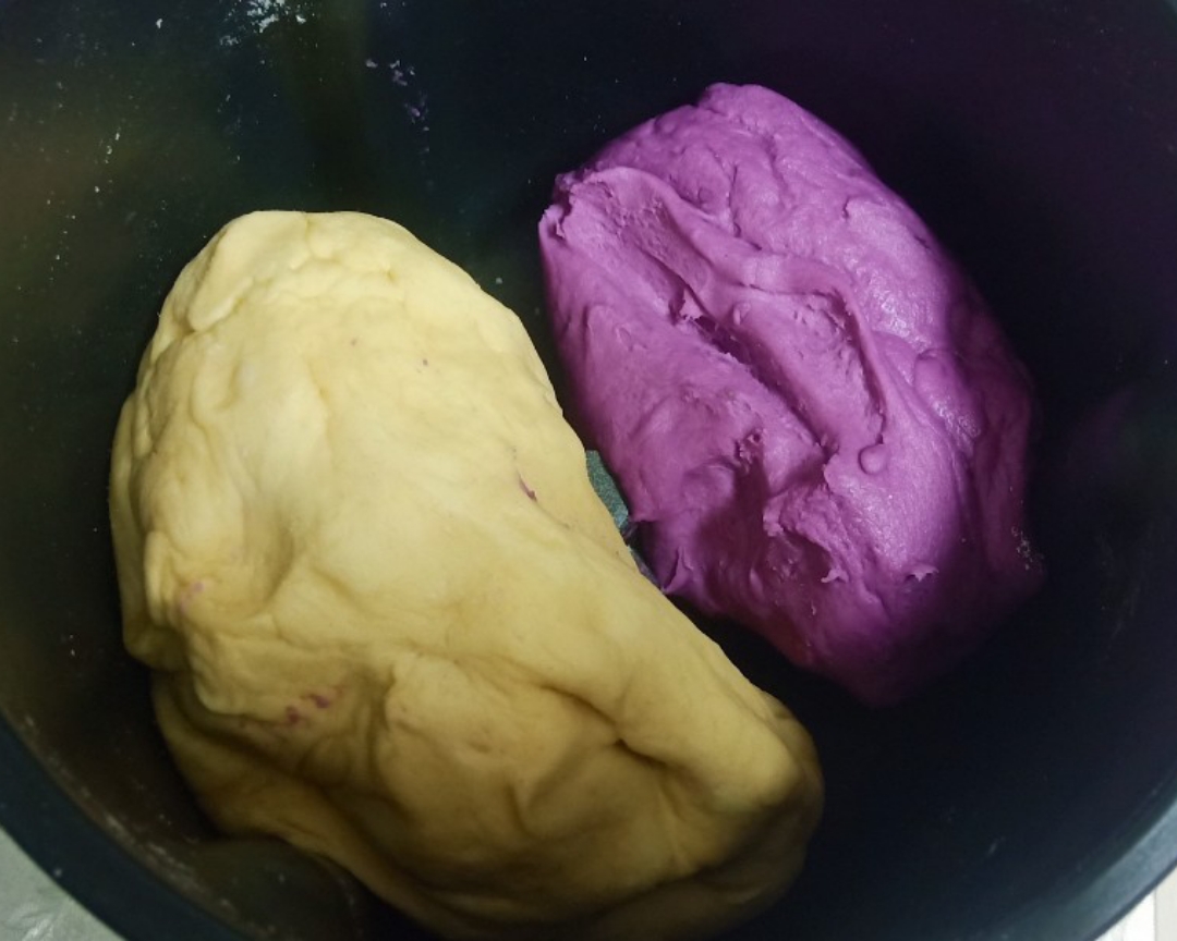 紫薯花纹吐司的做法 步骤2