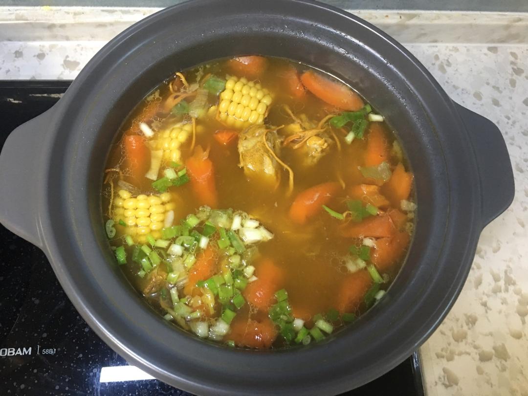 虫草花玉米排骨汤