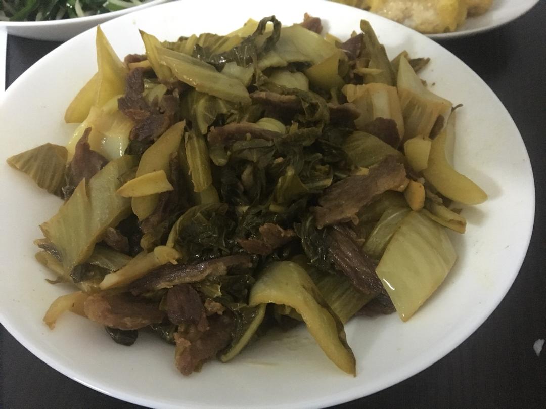 酸菜炒肉丝