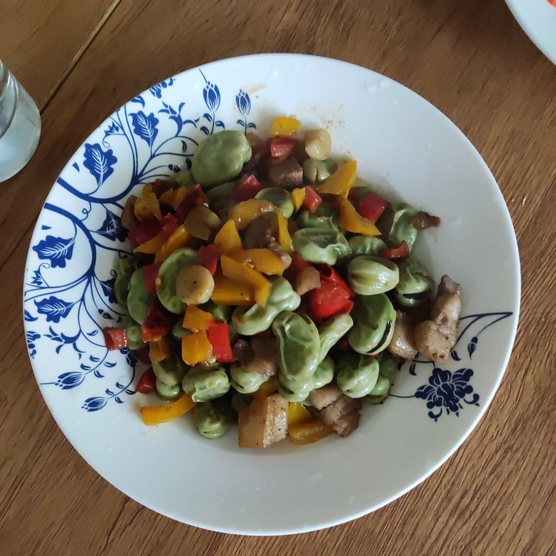 蚕豆炒肉