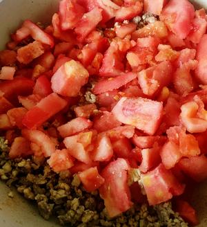 端锅吃-番茄肉末滑蛋饭的做法 步骤4