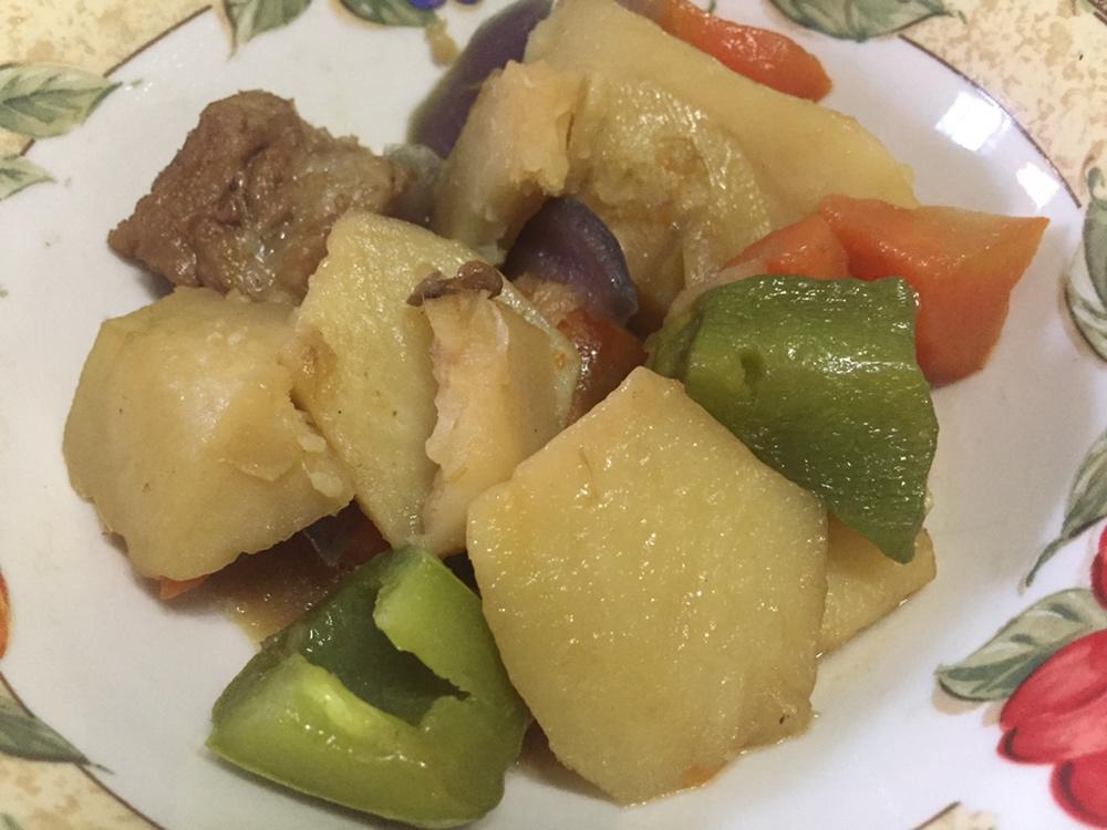 土豆炖排骨