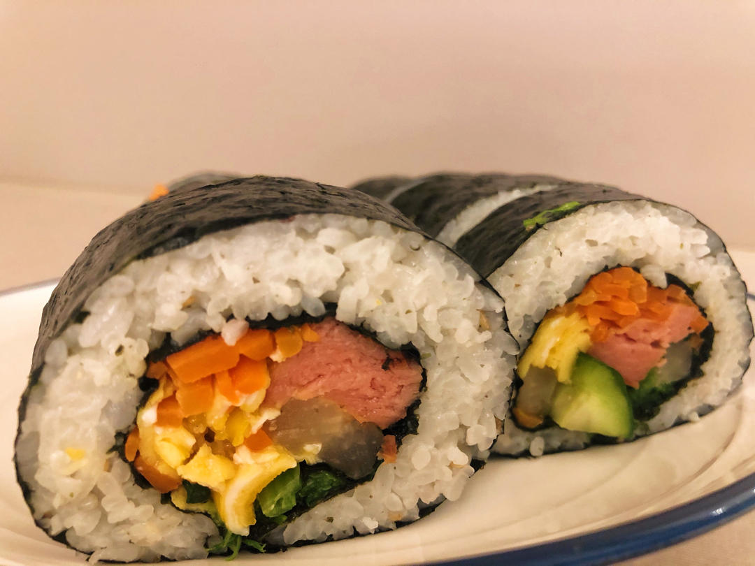 高颜值的紫菜包饭