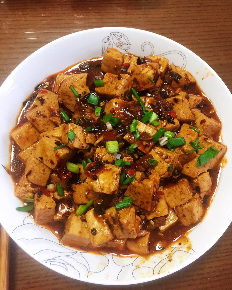 厨师长教你：“麻婆豆腐”的正宗做法，麻香味十足
