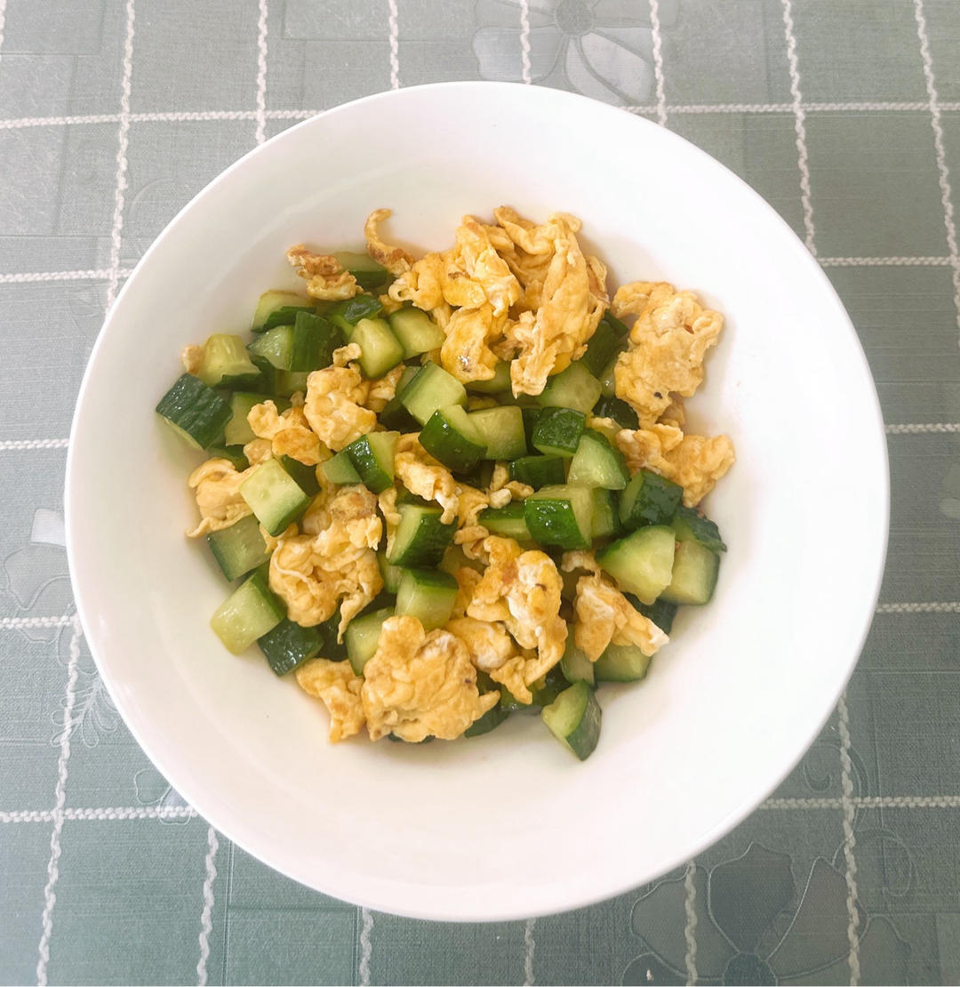 菜界小清新                    黄瓜丁炒鸡蛋