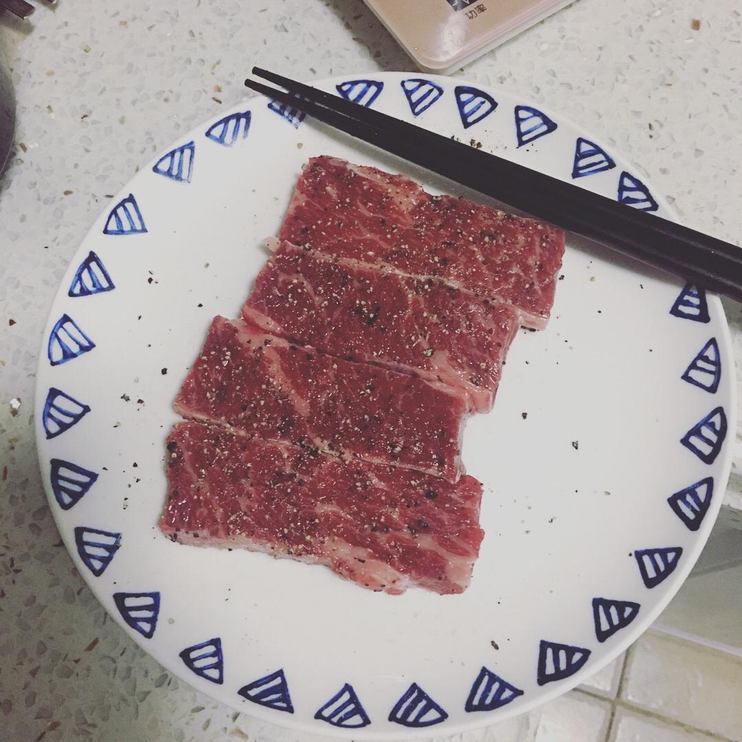 牛排（简单又地道牛排做法）