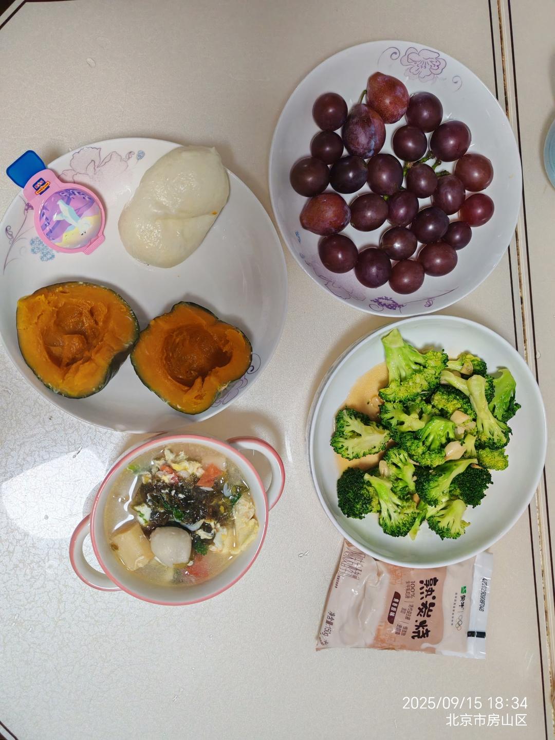 好吃到爆的耗油蒜蓉西兰花(从不修图，喜欢请关注)