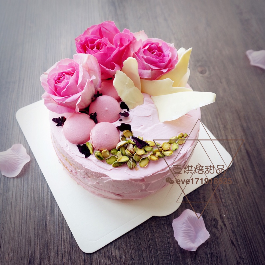 《Tinrry+》草莓奶油蛋糕（8寸配方）