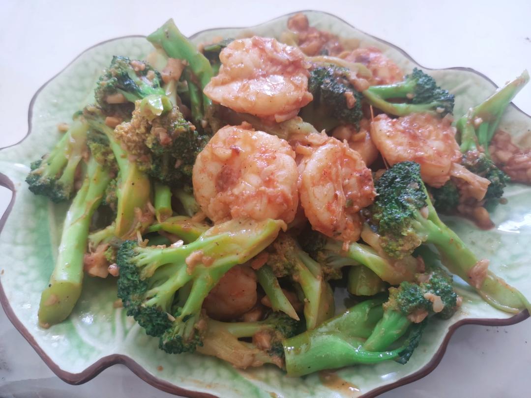 低脂低卡减脂餐～黑椒虾仁西兰花