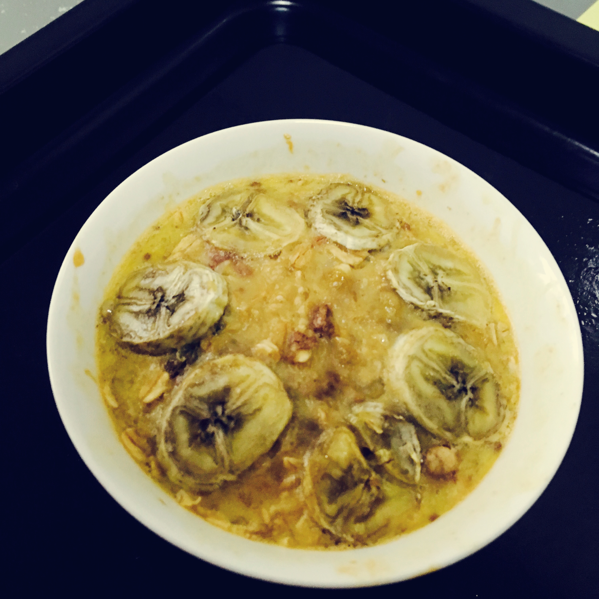 减脂餐：香蕉燕麦烤蛋奶