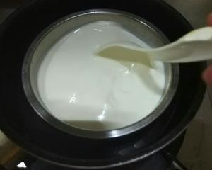浓香椰奶冻糕的做法 步骤2