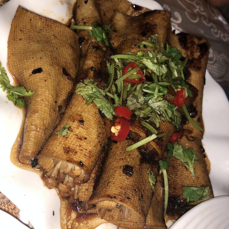 比肉还好吃的金针菇豆皮卷