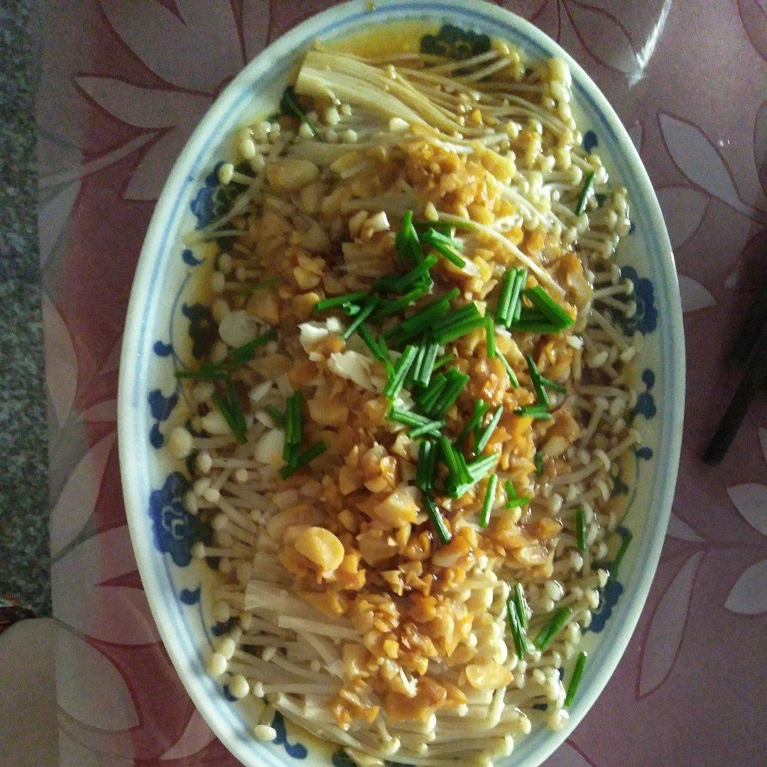 蒜蓉蒸金针菇