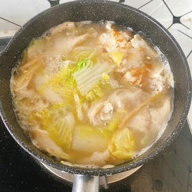 鸡蛋平菇白菜汤
