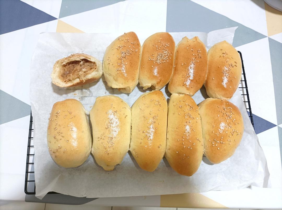 肉松沙拉酱面包（65度汤种）
