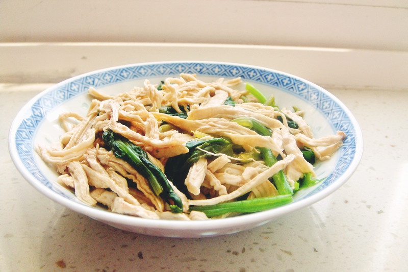 鸡丝菠菜杂拌