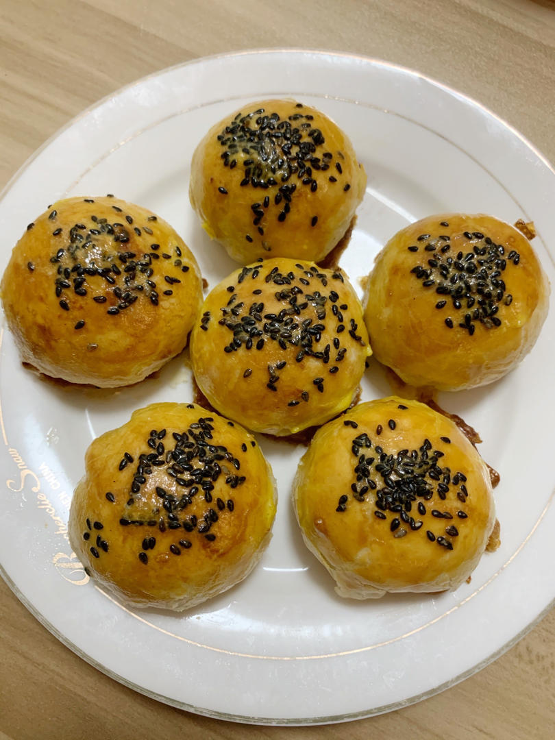 蛋黄酥