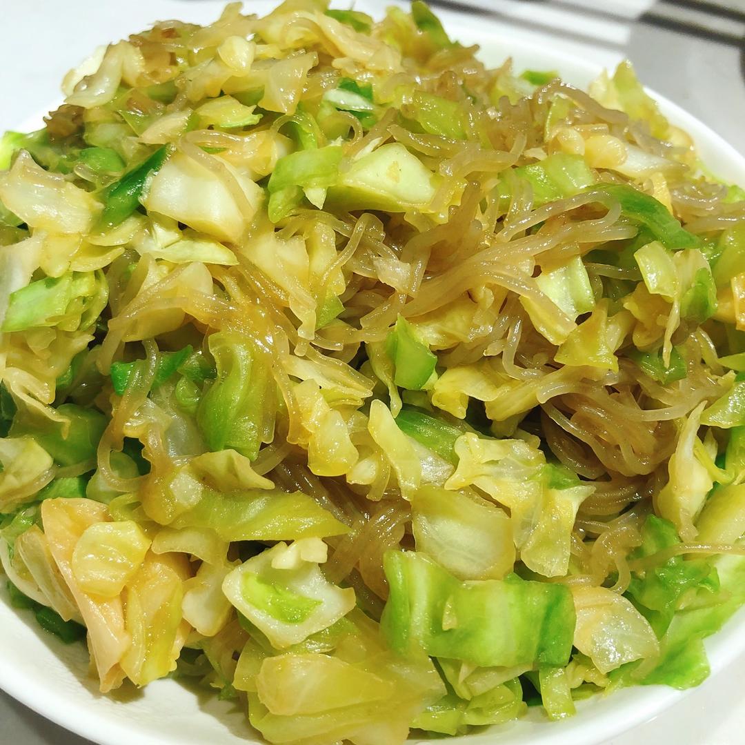 饭饭吃吧做的包菜粉丝