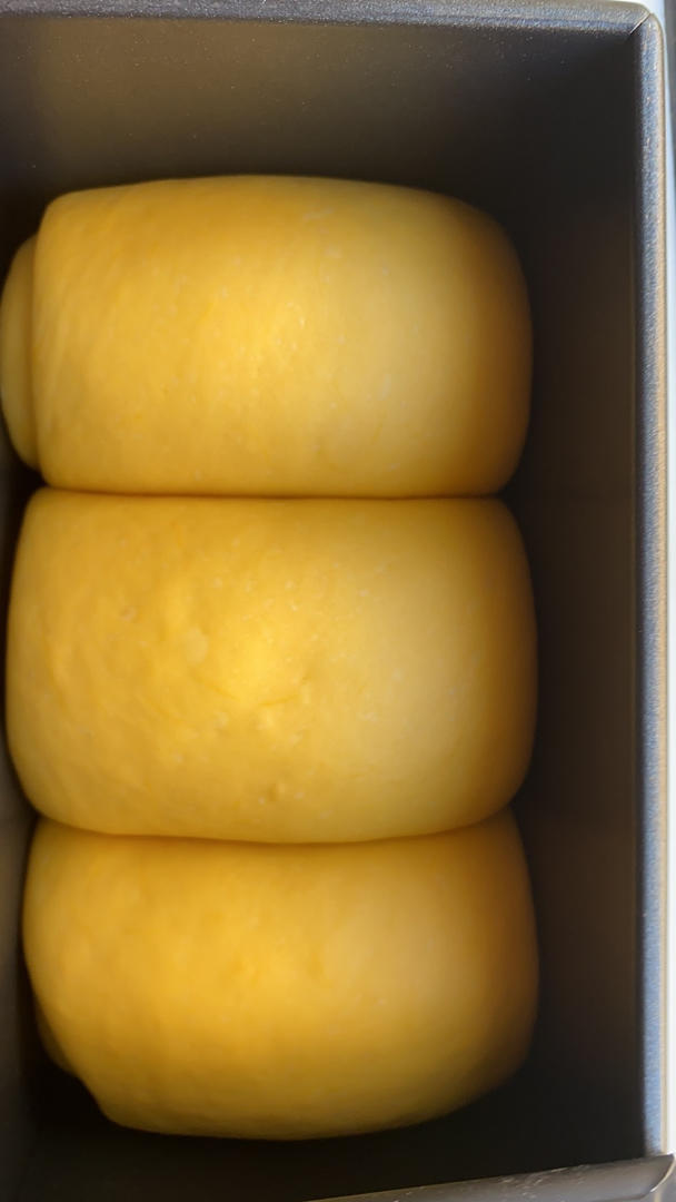 黄金南瓜吐司，金灿灿软绵绵香甜甜，不好吃不要钱