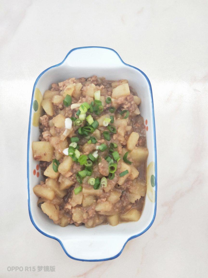 『青椒肉末土豆丁』