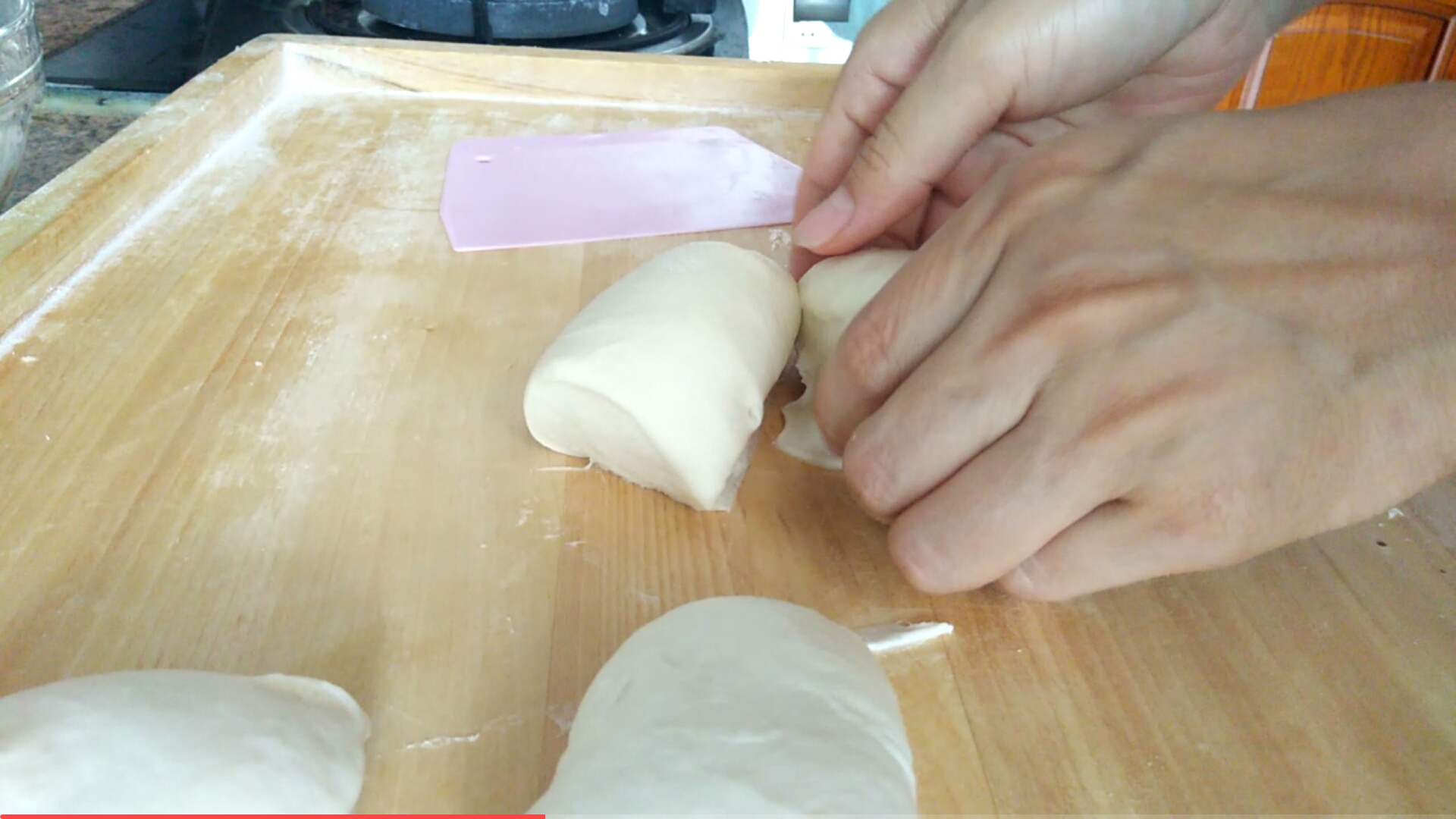 大润发同款玉米粒沙拉小面包（一次发酵，附手揉快速出膜方法）的做法 步骤17