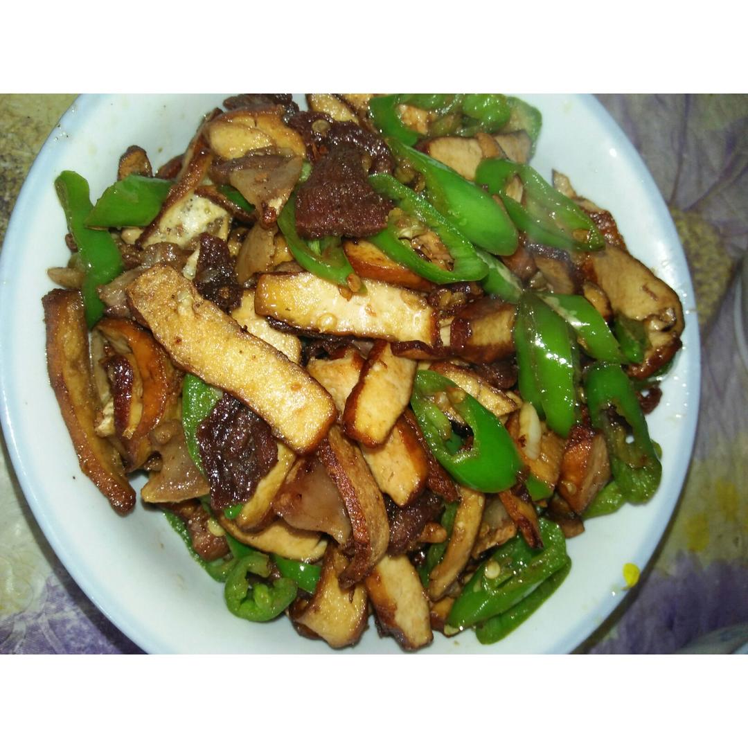 青椒豆干炒肉丝