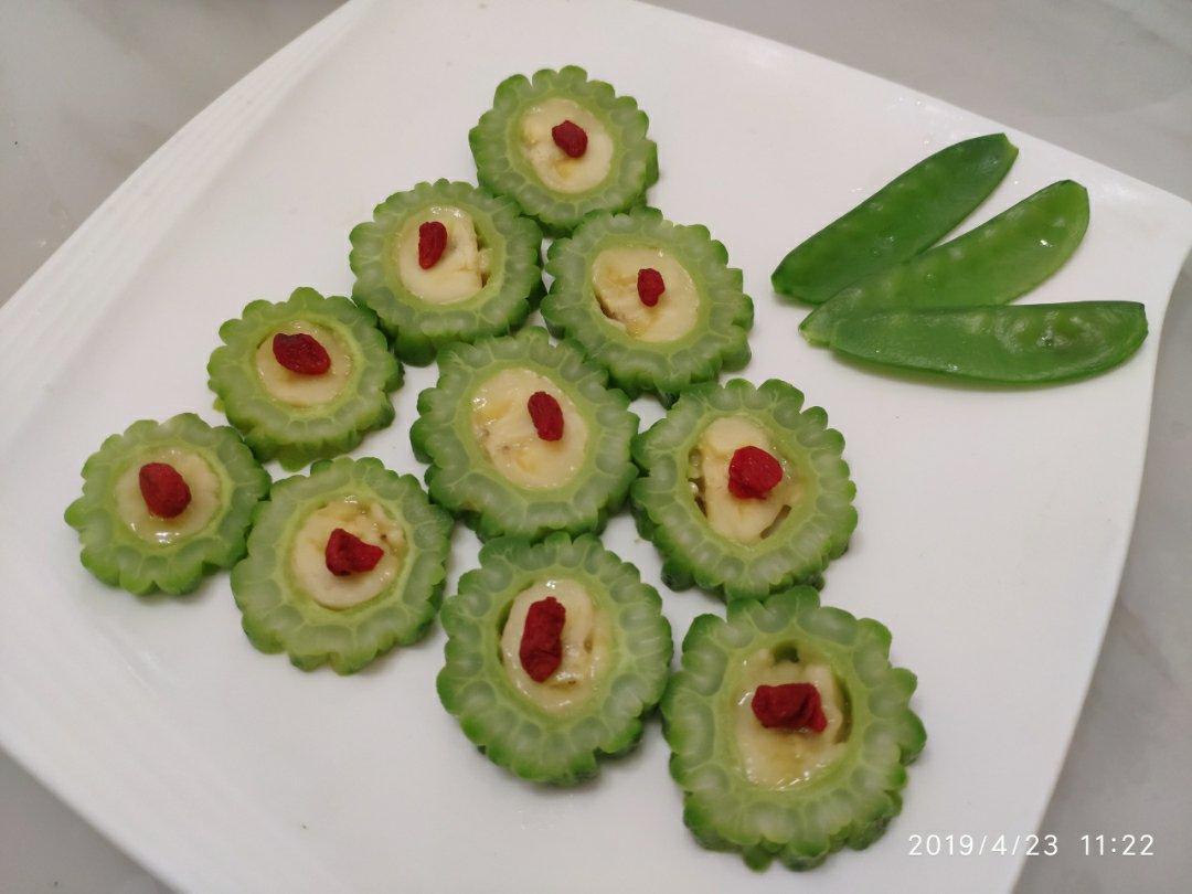 清爽凉菜——苦瓜酿香蕉