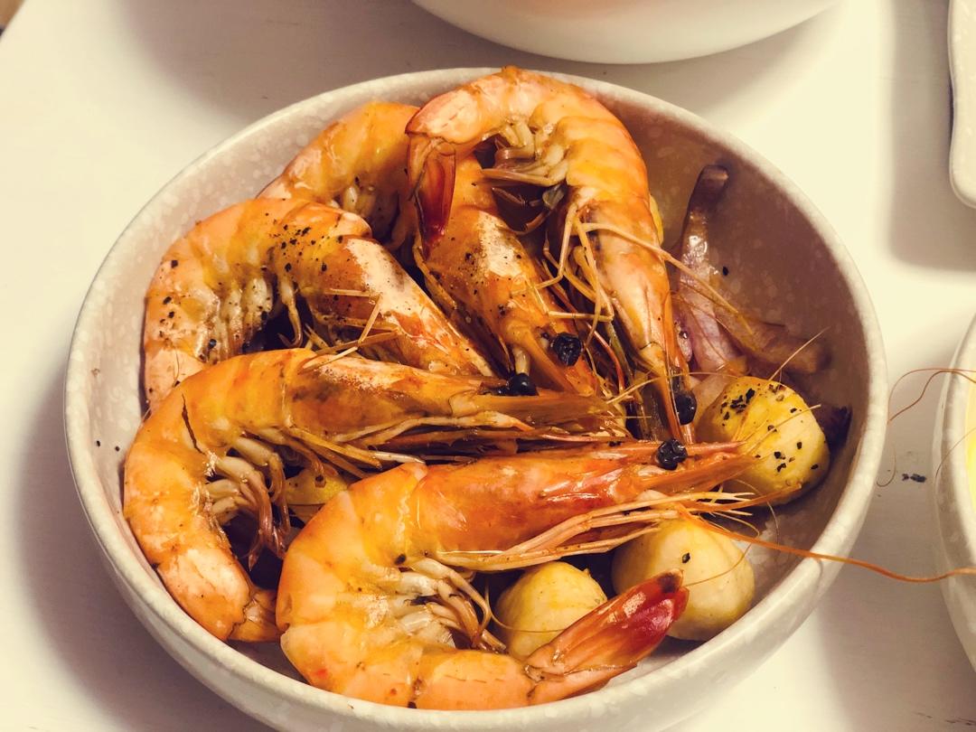 黑胡椒蒜香烤虾