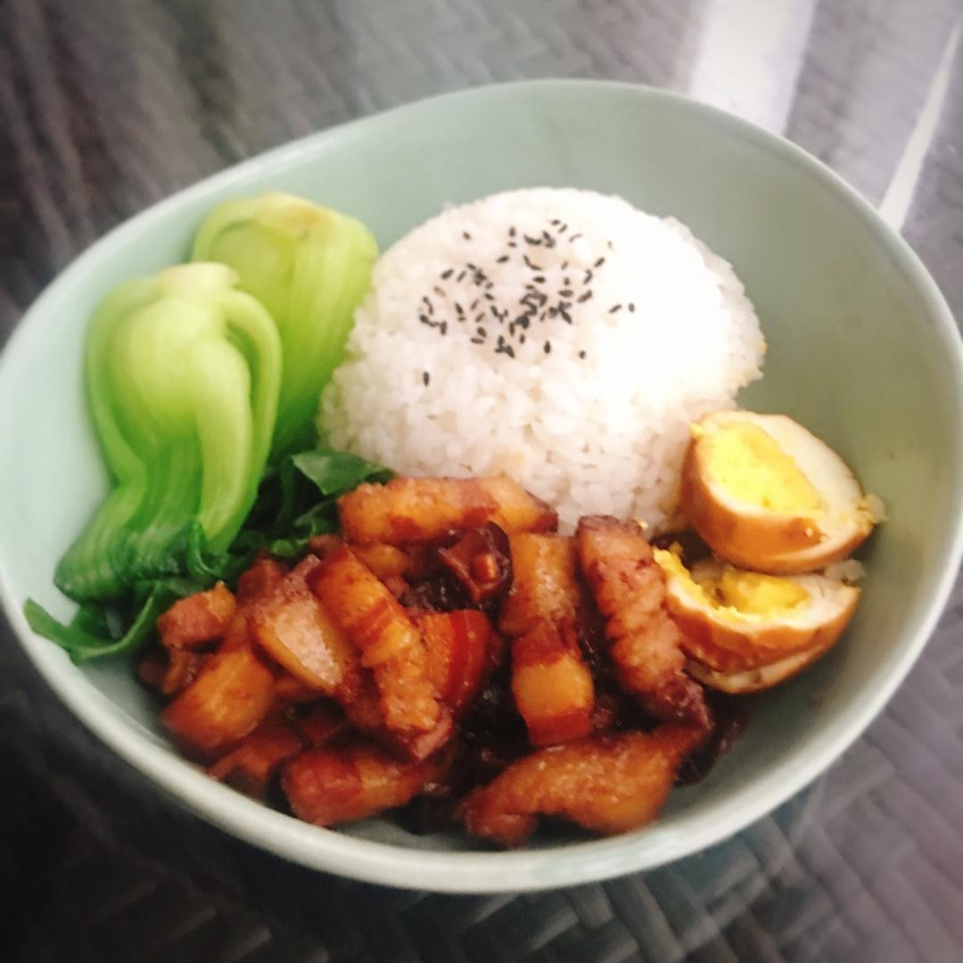 台式卤肉饭