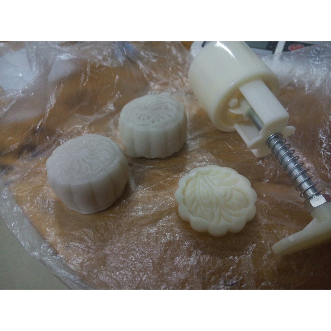 冰皮粉版冰皮月饼