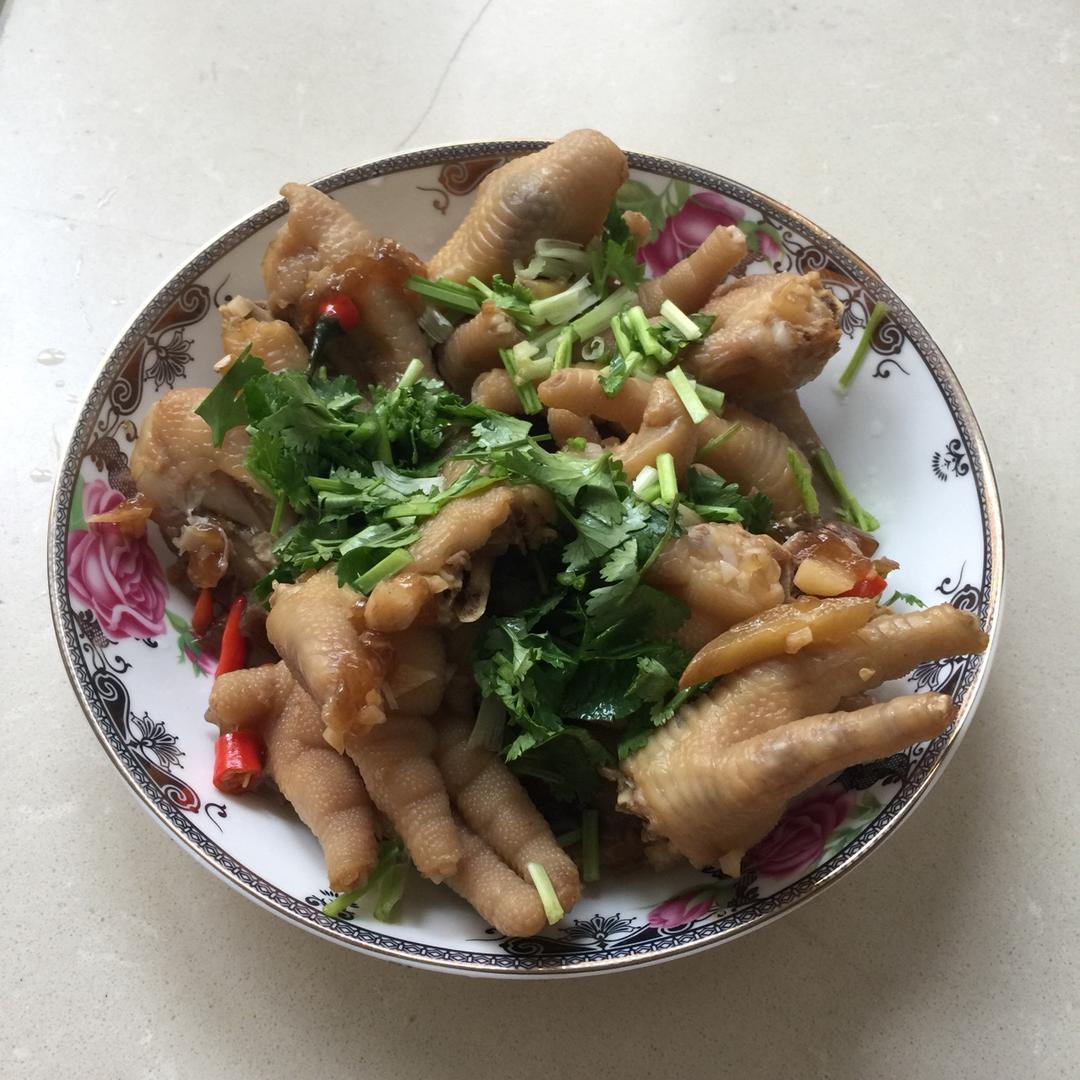 凉拌鸡爪-人人爱