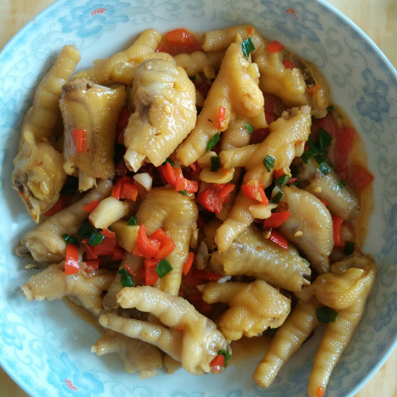 红烧鸡爪