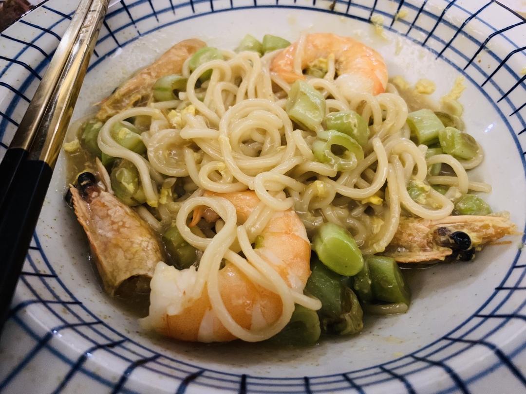 鲜虾芸豆面