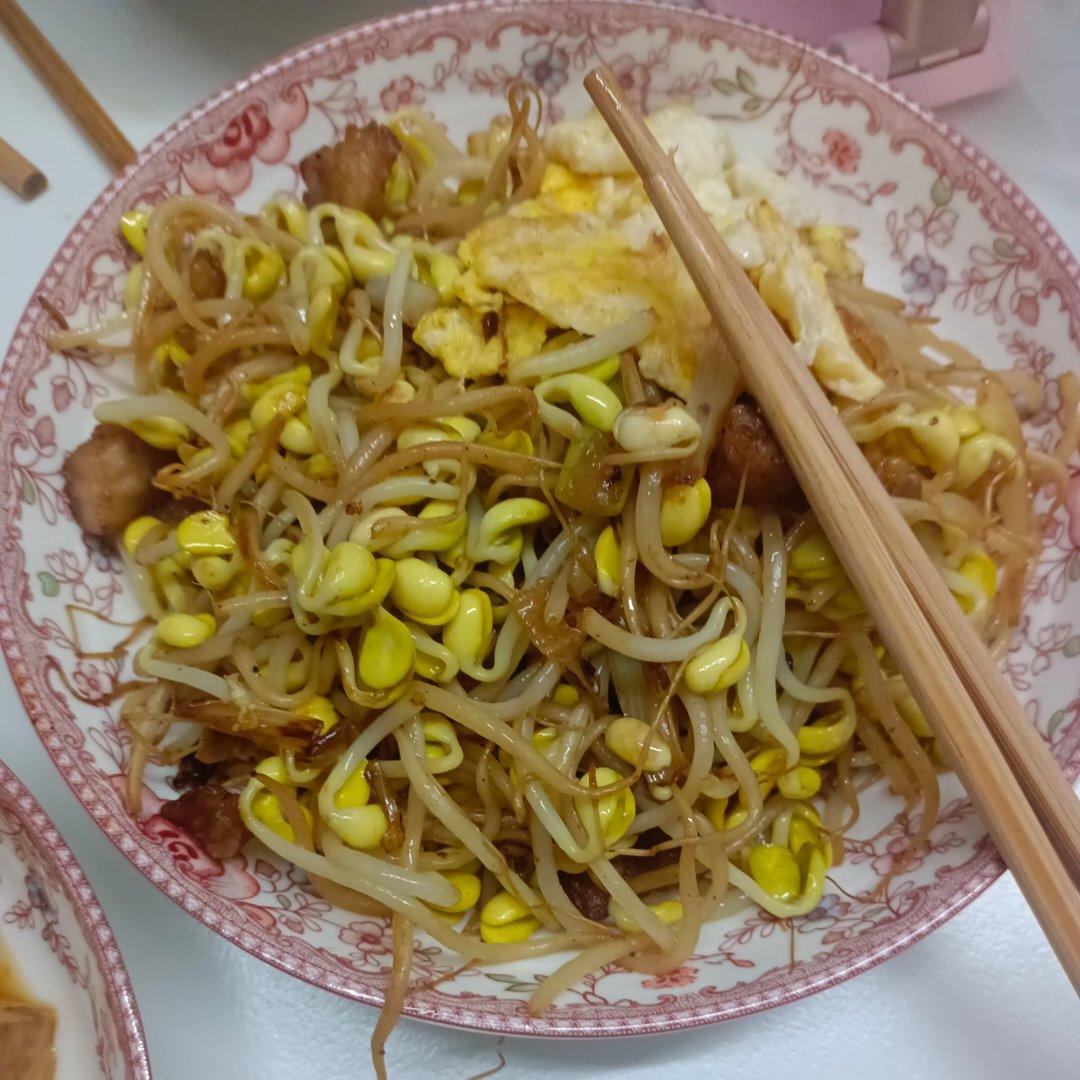 豆芽炒肉丝