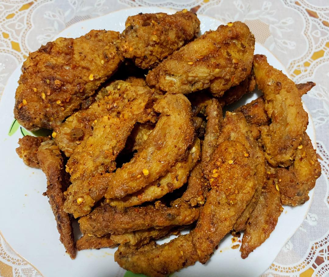 油炸鸡翅中、鸡翅尖的做法