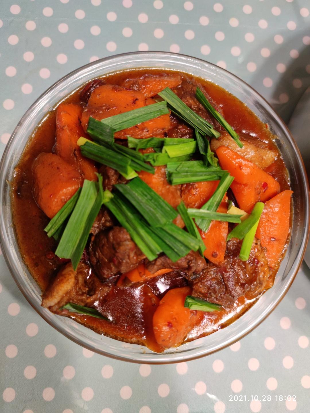 【红烧羊肉煲】