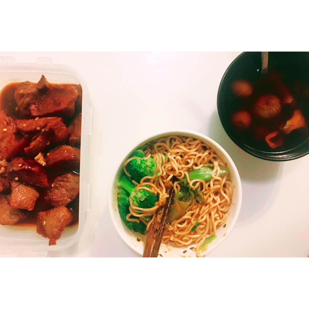 Montreal一人份的好中餐和晚餐