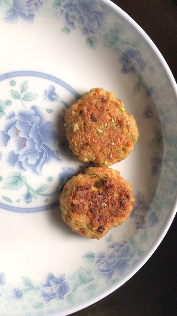 【12-18个月辅食：豆腐煎饼】