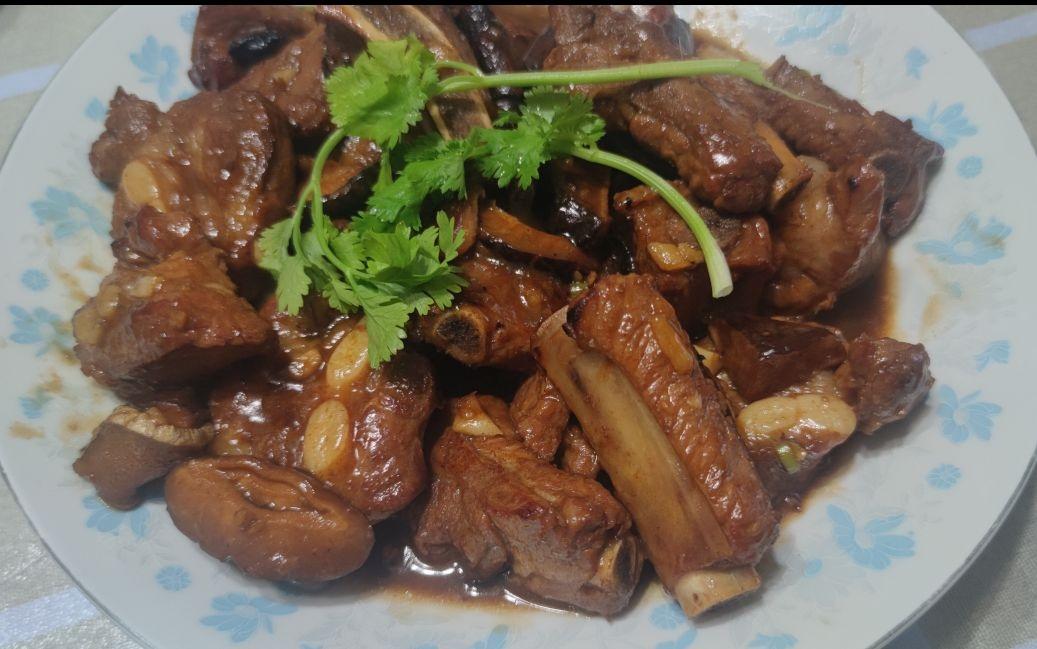 红烧肋排（排骨）