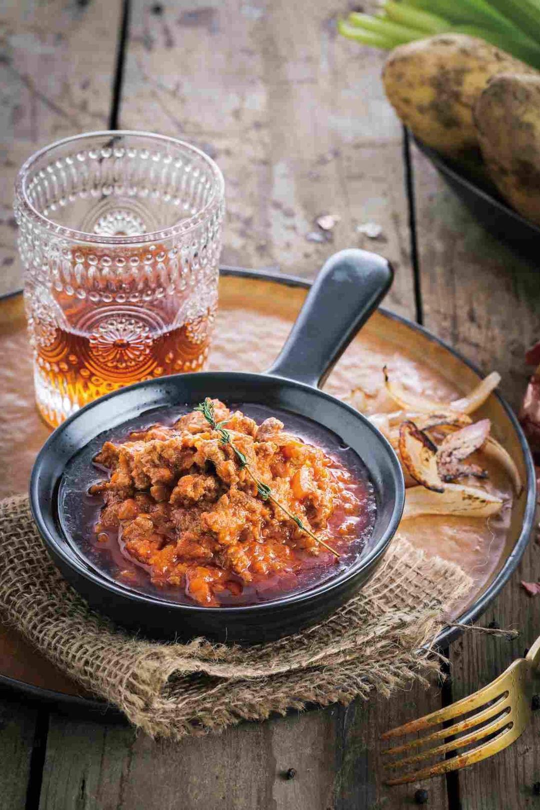 那不勒斯牛肉酱
	Naples beef sauce的做法