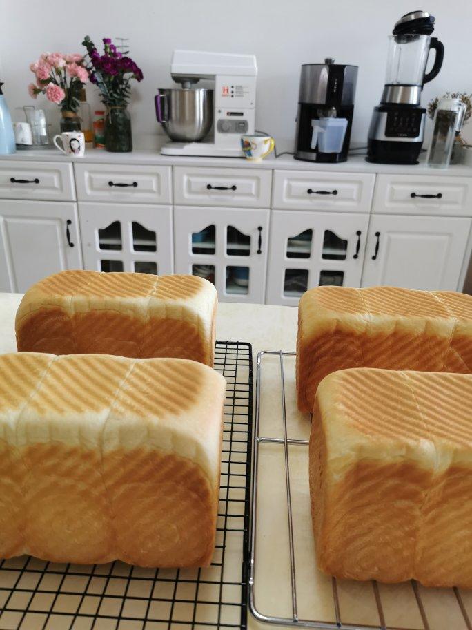 北海道奶香吐司（EAT风炉）