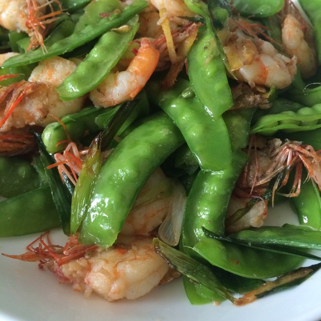 荷兰豆炒虾仁