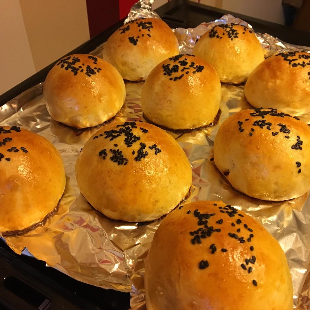 柔软看得见─超软香甜椰蓉小面包