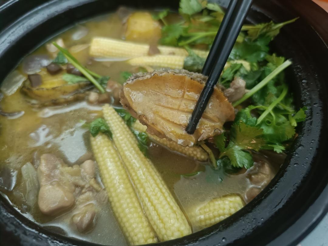 【好人家】松茸鸡腿肉鲍鱼煲