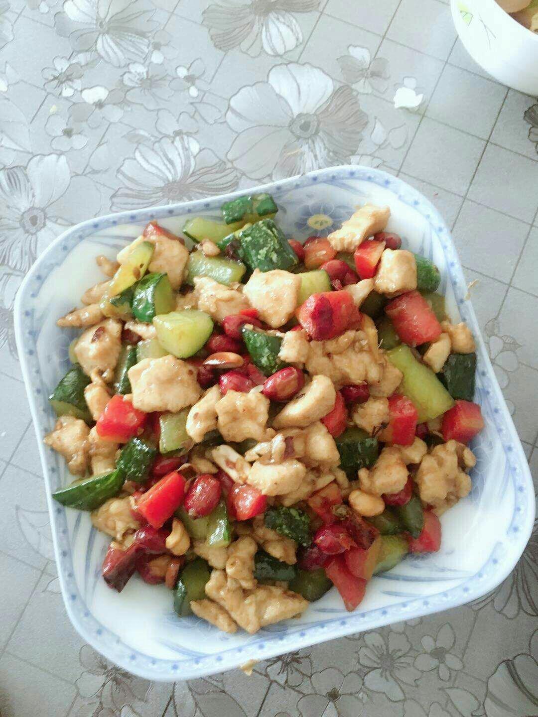宫爆鸡丁