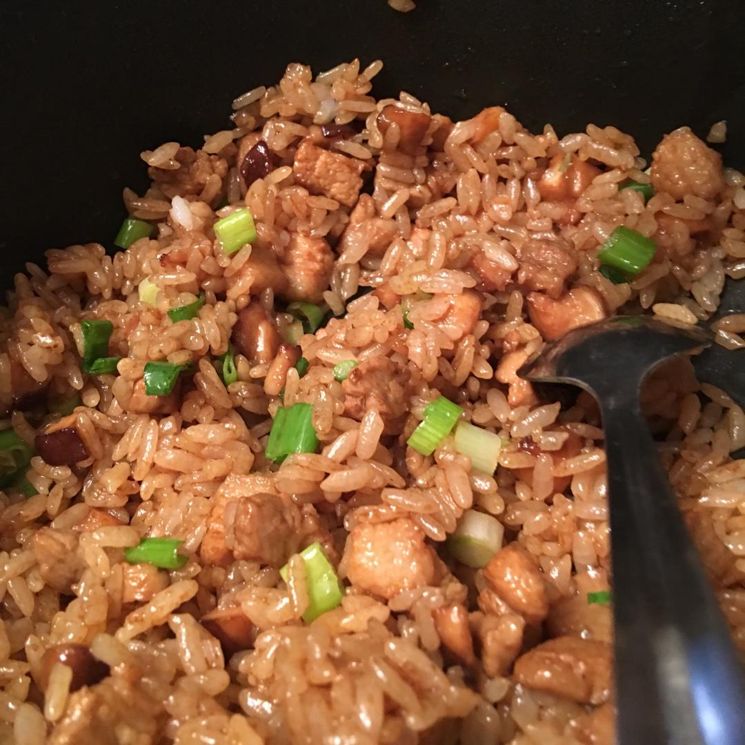香菇肉丁油饭