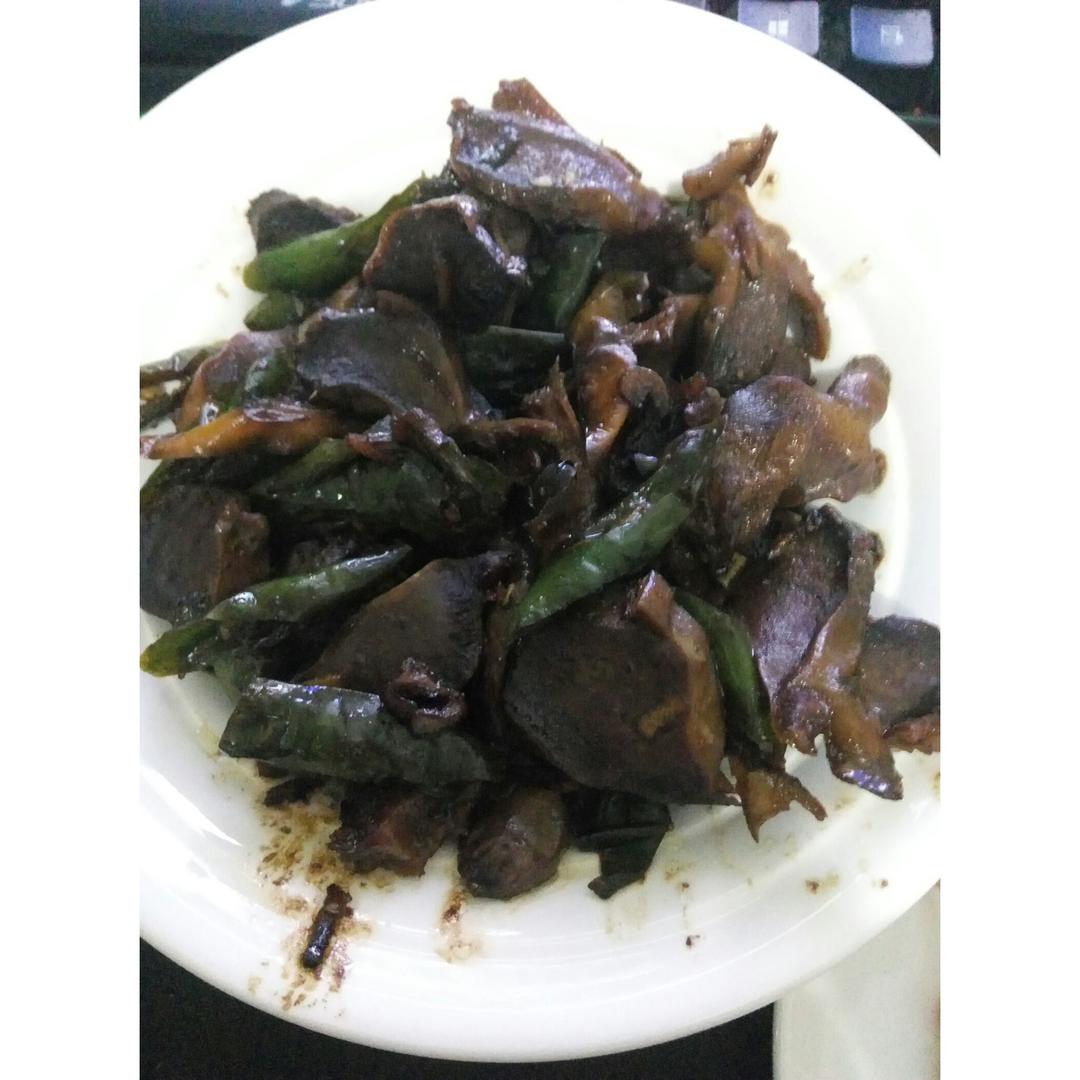 小米椒爆鸡胗