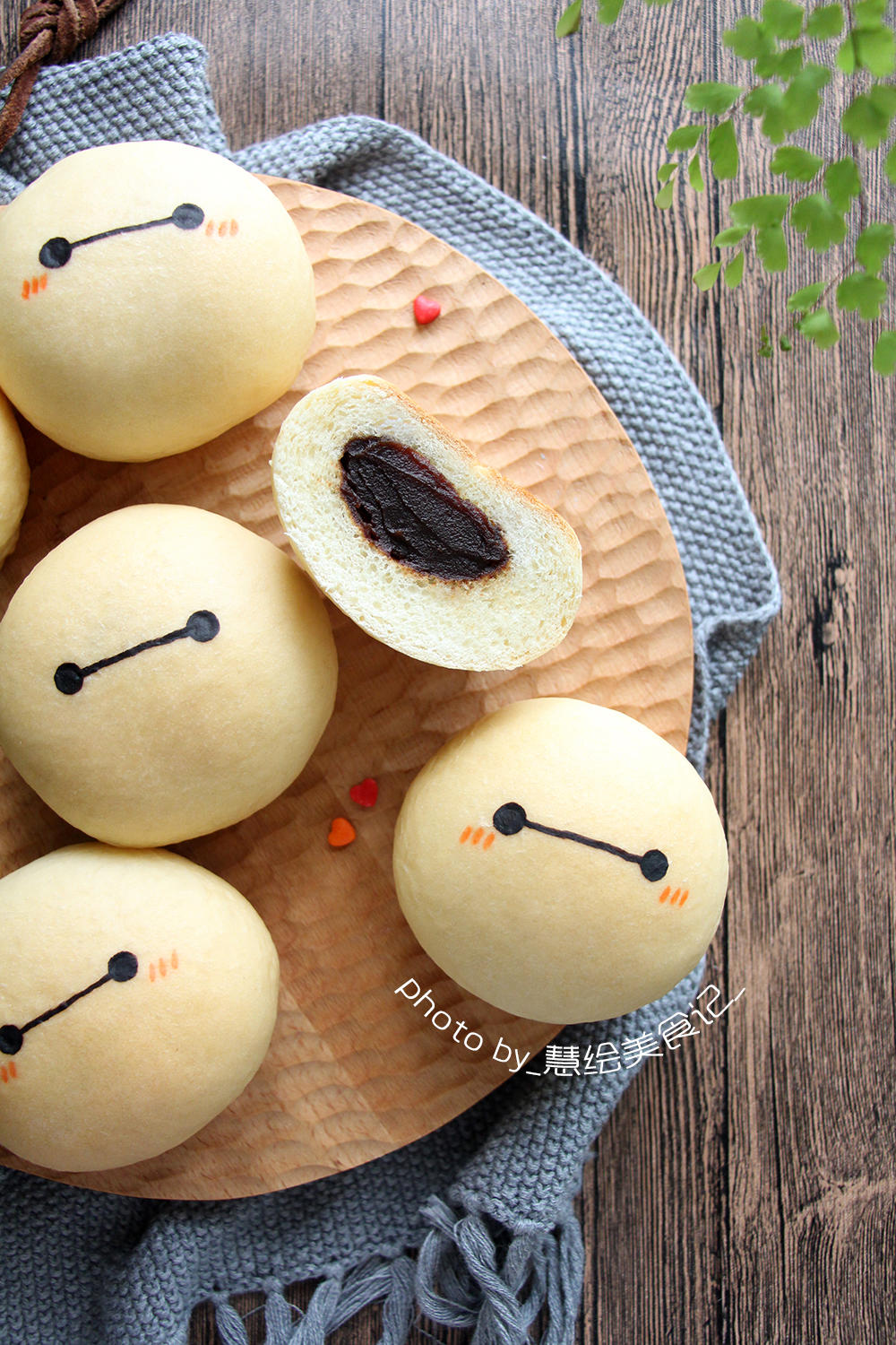 慧绘美食记_做的大白枣泥面包